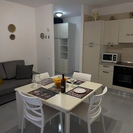 La Casetta Di Lauretta 아파트 체팔루